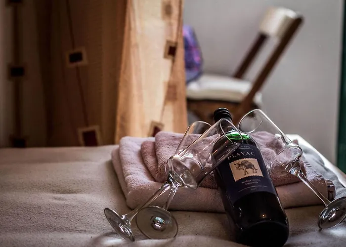 Mit Balkon Fuer Zwei Personen By Interhome Appartamento Spalato