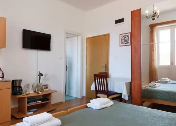 Mit Balkon Fuer Zwei Personen By Interhome Appartamento *